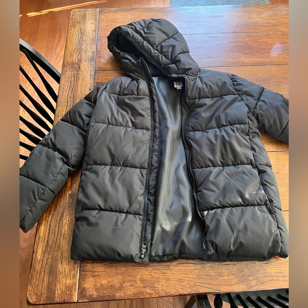 Gap Black child’s XL puffer coat
